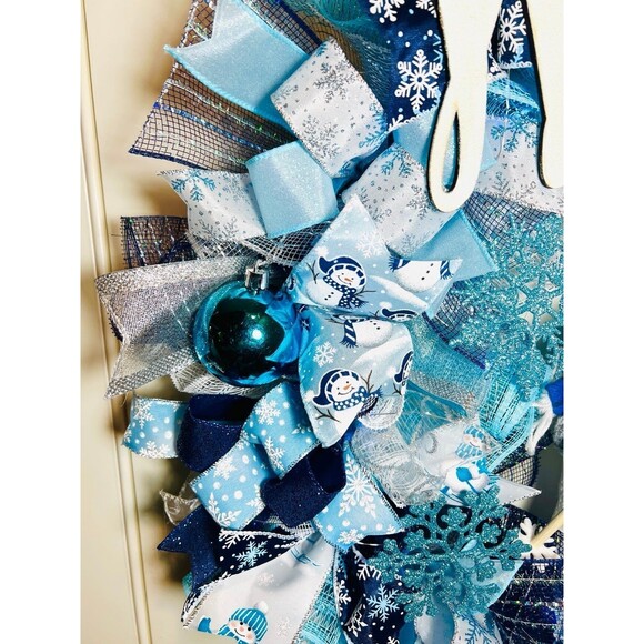 XL Handmade Christmas Holiday Skiing Snowman Ribbon Prelit Wreath 26 ins LED - Picture 7 of 12